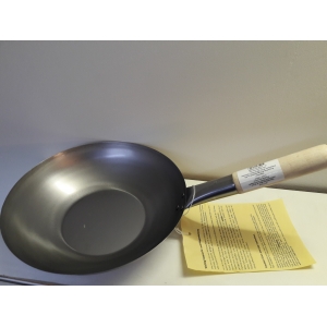 Pánev WOK 30cm s dřevěnou rukojetí - ploché dno Pánev WOK 30cm s dřevěnou rukojetí - ploché dno